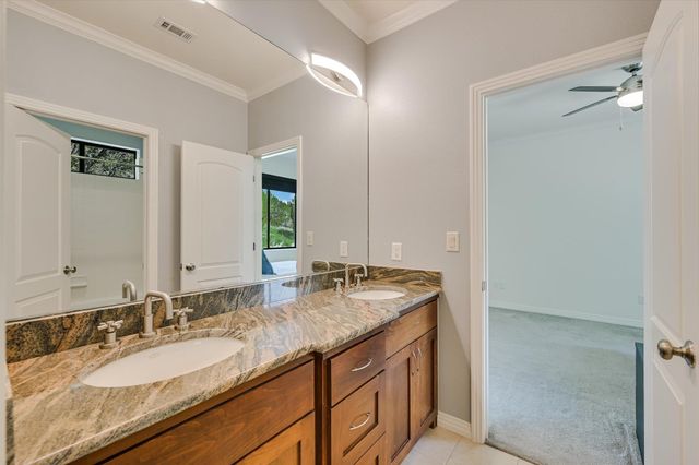 17309 Northlake Hills DR, Jonestown, TX 78645