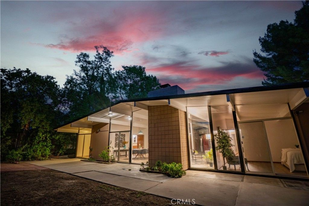 12719 Jimeno Avenue, Granada Hills, CA 91344