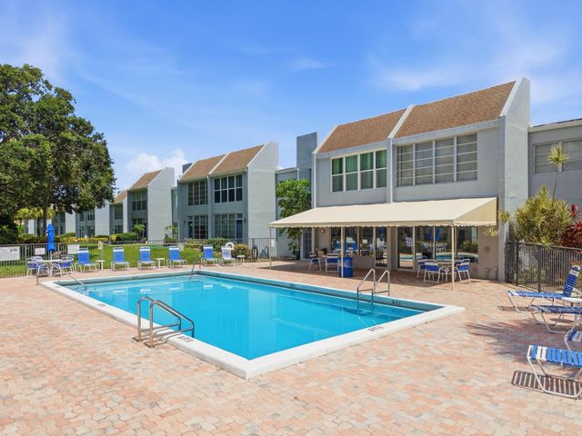 2960 SW 22nd Avenue 8120, Delray Beach, FL 33445