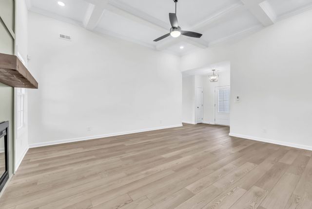 1171 Mourning Cloak Dr, Clarksville, TN 37043