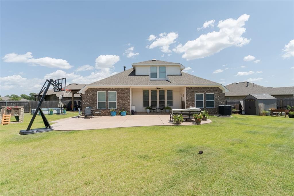 Image 17 of property listing at 3513 Aspen Ridge, Yukon, OK 73099