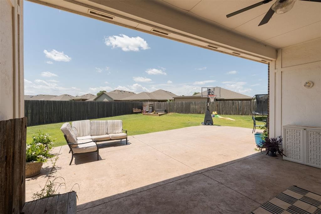 Image 41 of property listing at 3513 Aspen Ridge, Yukon, OK 73099