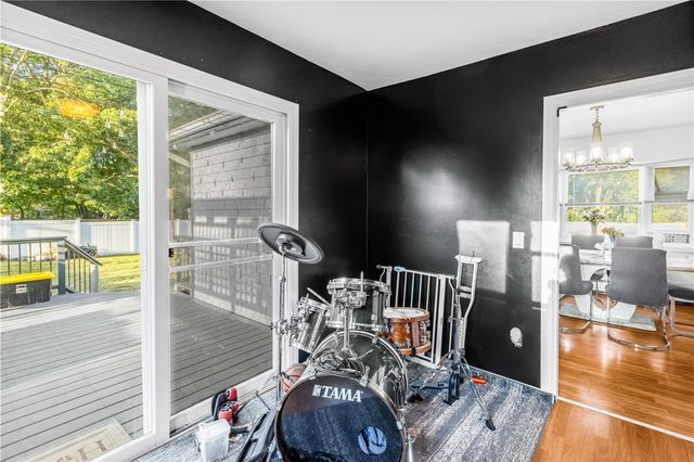 565 Sandy Lane, Warwick, RI 02889