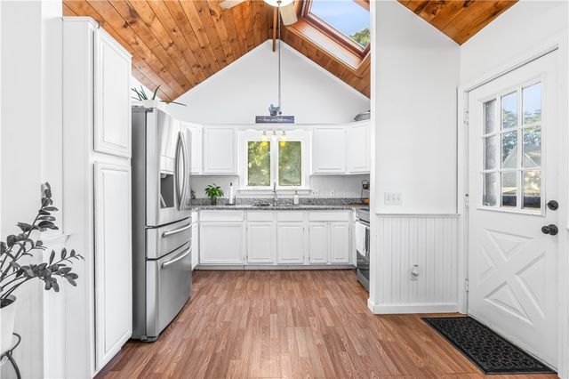 565 Sandy Lane, Warwick, RI 02889
