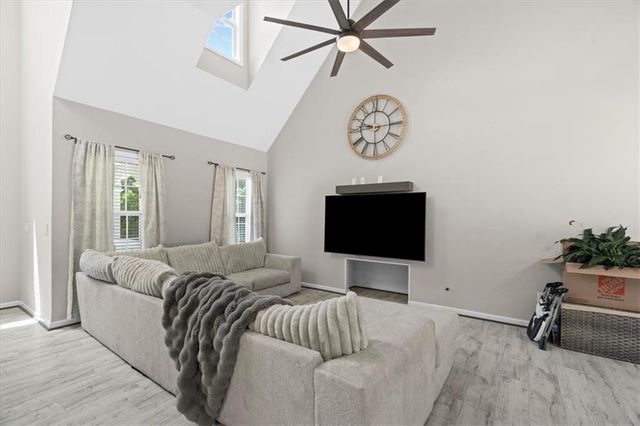 208 Levi Street SW, Calhoun, GA 30701