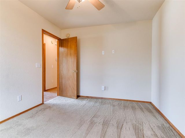 9901 SW 15th Terrace, Yukon, OK 73099