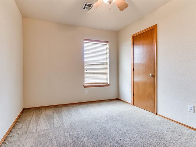 9901 SW 15th Terrace, Yukon, OK 73099