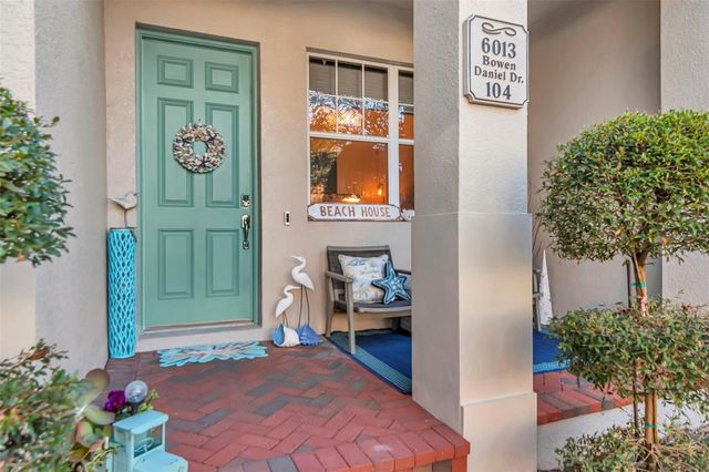 6013 BOWEN DANIEL DRIVE 104, Tampa, FL 33616