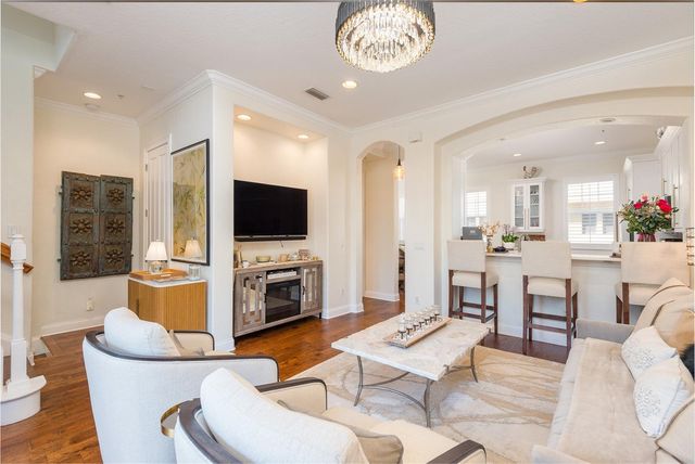 6013 BOWEN DANIEL DRIVE 104, Tampa, FL 33616