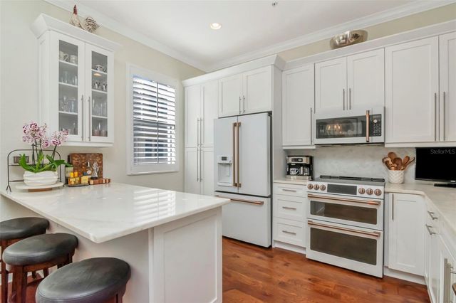 6013 BOWEN DANIEL DRIVE 104, Tampa, FL 33616