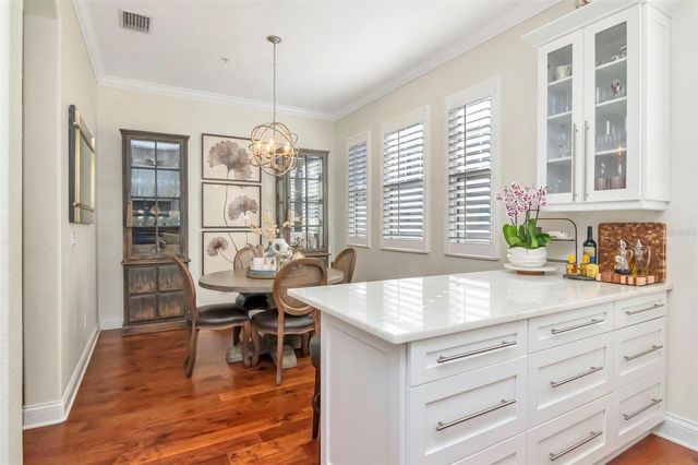 6013 BOWEN DANIEL DRIVE 104, Tampa, FL 33616