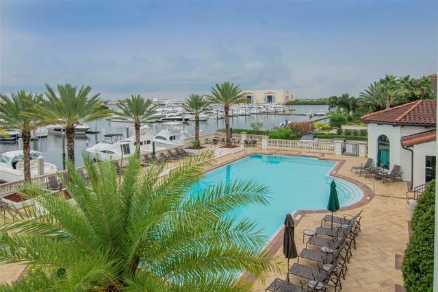 6013 BOWEN DANIEL DRIVE 104, Tampa, FL 33616