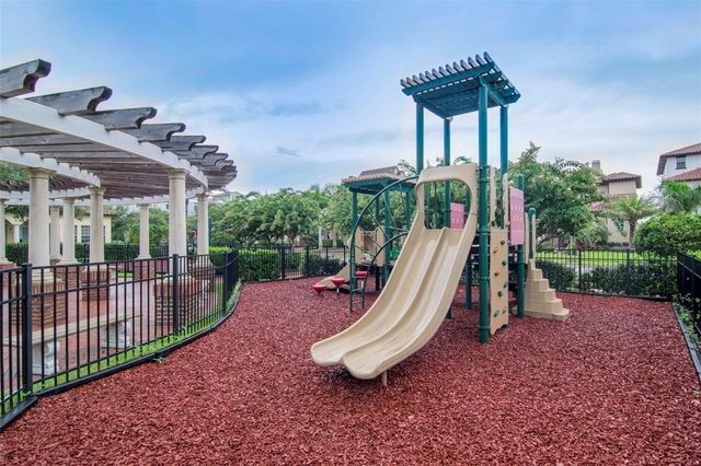 6013 BOWEN DANIEL DRIVE 104, Tampa, FL 33616