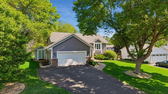 9056 Glacier Road, Woodbury, MN 55125