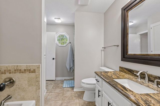9056 Glacier Road, Woodbury, MN 55125