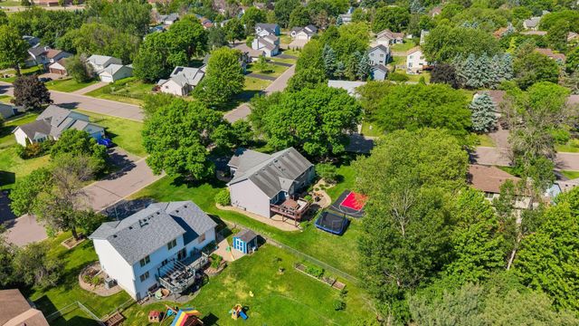 9056 Glacier Road, Woodbury, MN 55125