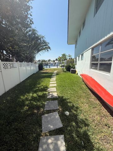 2613 NE 28th Court 1b, Lighthouse Point, FL 33064