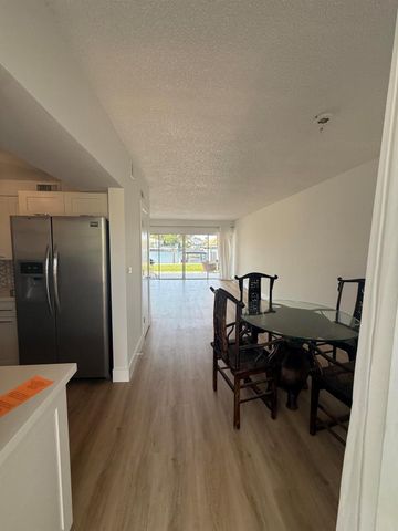2613 NE 28th Court 1b, Lighthouse Point, FL 33064