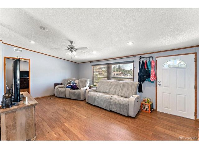 920 E 14th St, La Junta, CO 81050