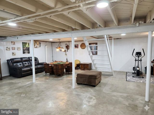 110 HIGH ST, Hamilton, NJ 08611