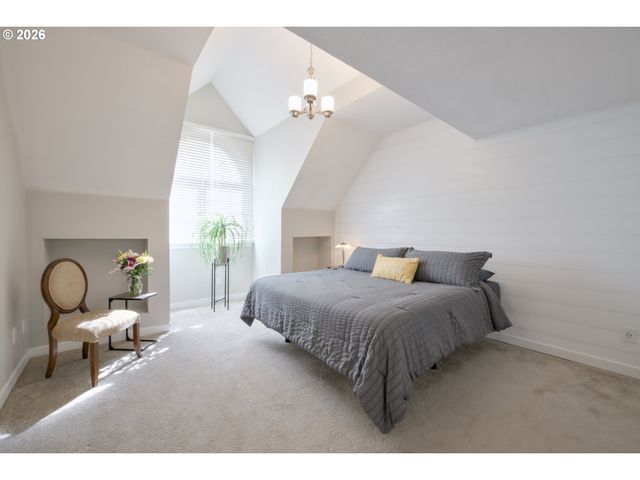 16782 Sw HARGIS Rd, Beaverton, OR 97007