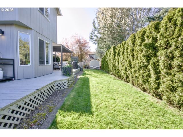 16782 Sw HARGIS Rd, Beaverton, OR 97007