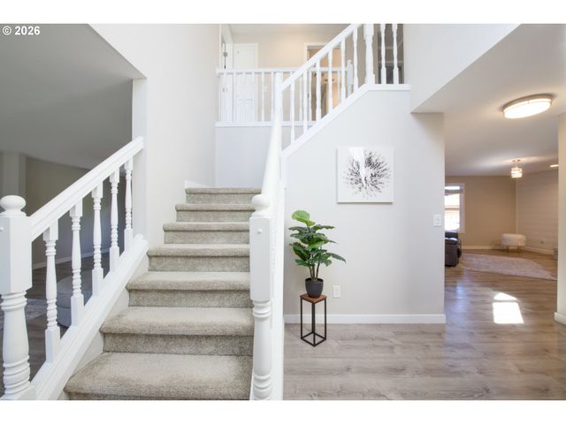 16782 Sw HARGIS Rd, Beaverton, OR 97007