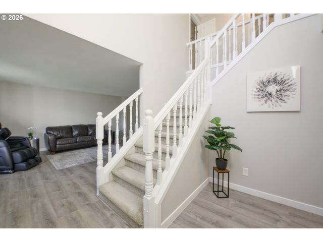 16782 Sw HARGIS Rd, Beaverton, OR 97007