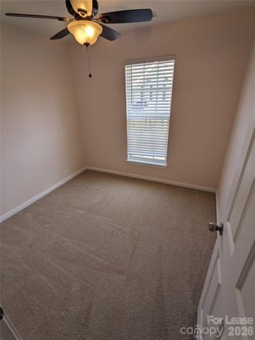 4613 Forestridge Commons Drive, Charlotte, NC 28269
