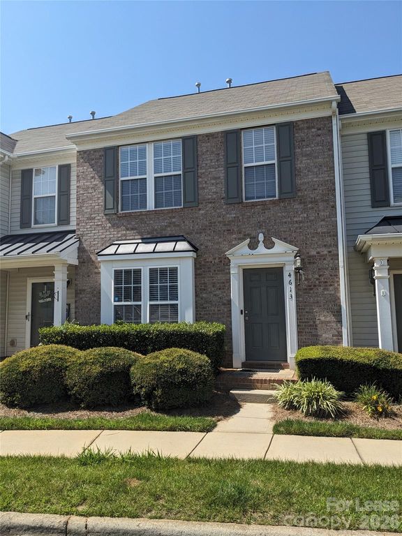 4613 Forestridge Commons Drive, Charlotte, NC 28269