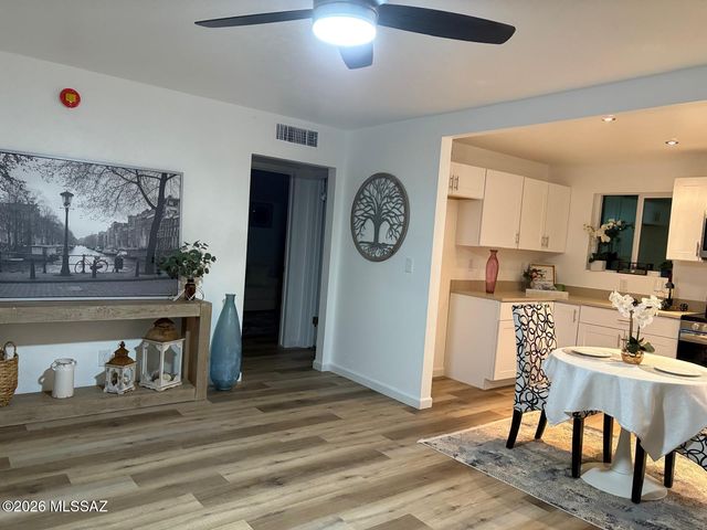 5449 E Linden Street, Tucson, AZ 85712