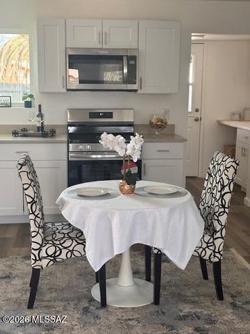 5449 E Linden Street, Tucson, AZ 85712