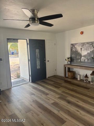 5449 E Linden Street, Tucson, AZ 85712