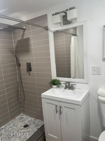 5449 E Linden Street, Tucson, AZ 85712