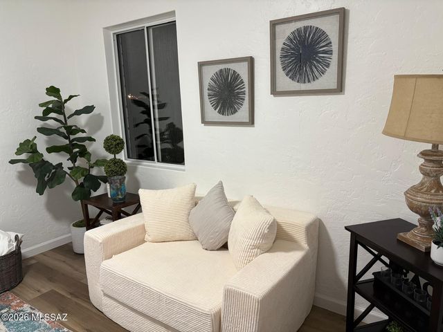 5449 E Linden Street, Tucson, AZ 85712