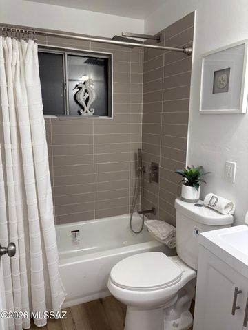 5449 E Linden Street, Tucson, AZ 85712