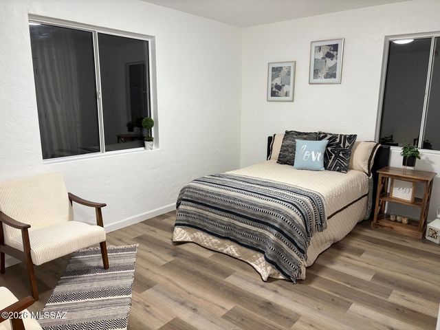 5449 E Linden Street, Tucson, AZ 85712