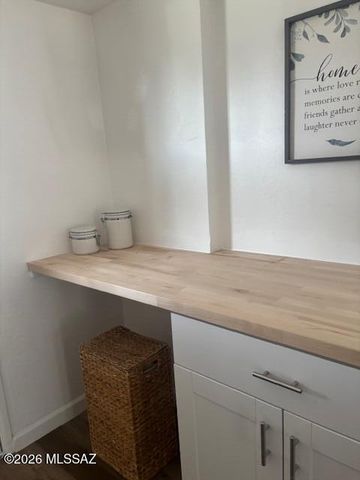 5449 E Linden Street, Tucson, AZ 85712