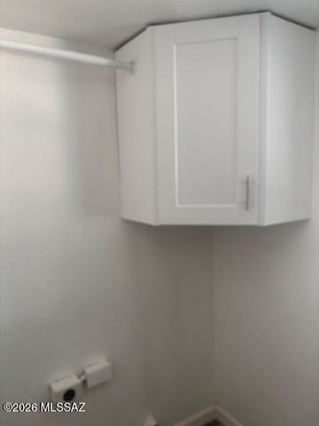 5449 E Linden Street, Tucson, AZ 85712