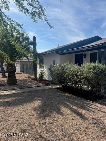 5449 E Linden Street, Tucson, AZ 85712