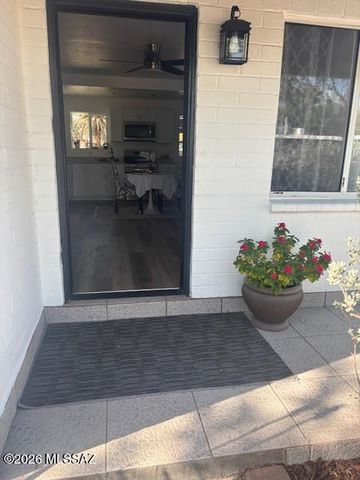 5449 E Linden Street, Tucson, AZ 85712