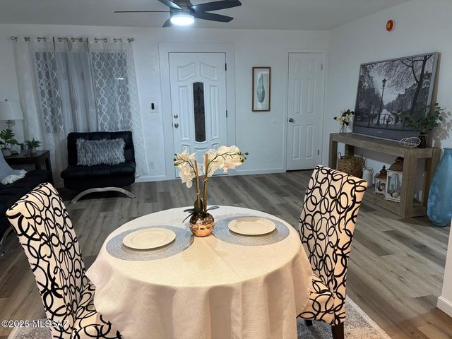 5449 E Linden Street, Tucson, AZ 85712