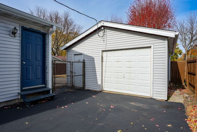 729 W Perry Street, Belvidere, IL 61008