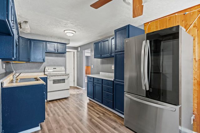 729 W Perry Street, Belvidere, IL 61008