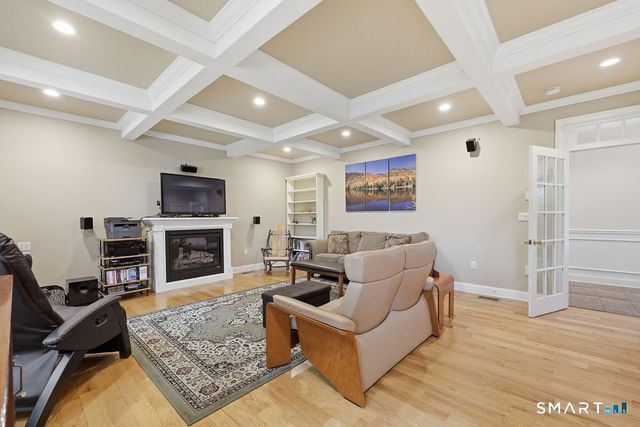 25 Grant Drive, Avon, CT 06001