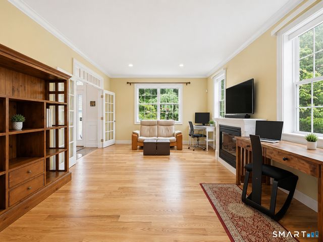 25 Grant Drive, Avon, CT 06001