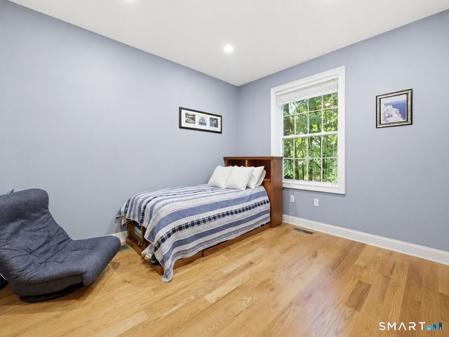 25 Grant Drive, Avon, CT 06001