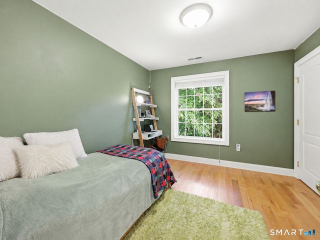 25 Grant Drive, Avon, CT 06001