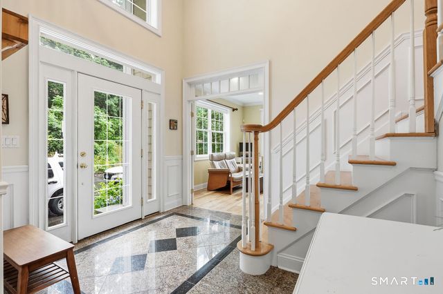25 Grant Drive, Avon, CT 06001