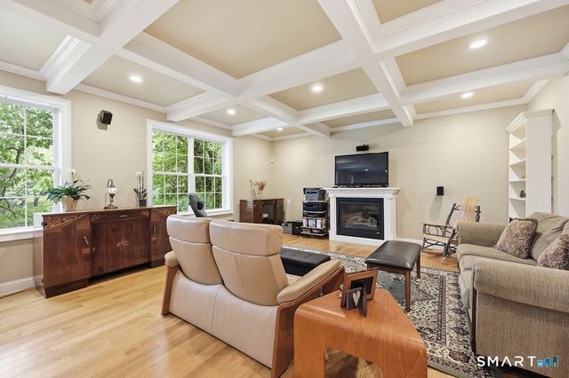 25 Grant Drive, Avon, CT 06001